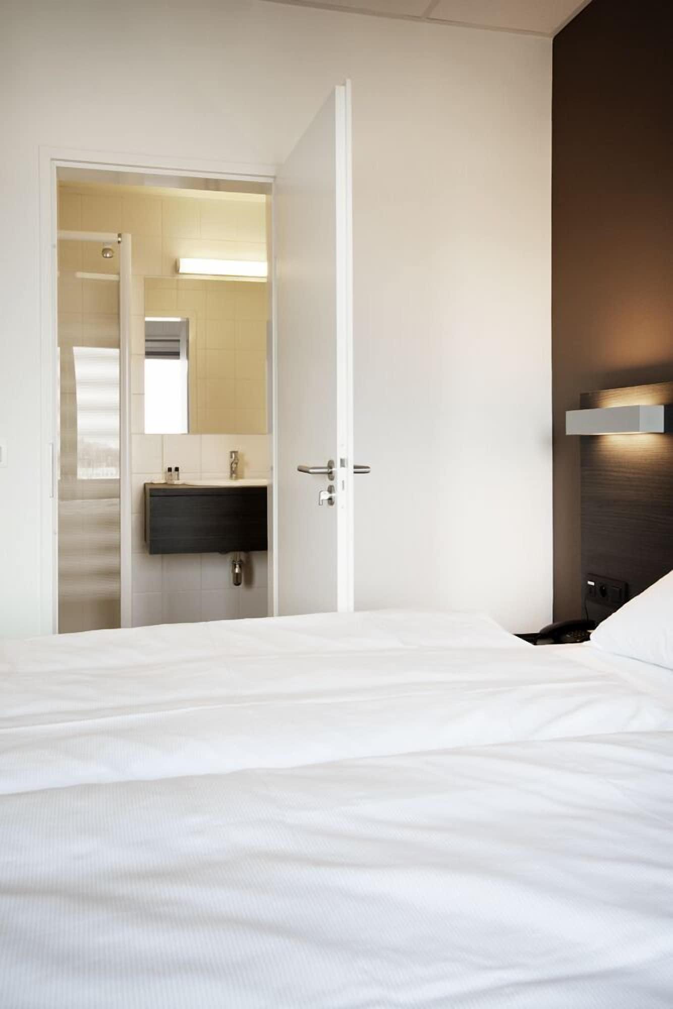 Antwerp Harbour Hotel Bagian luar foto