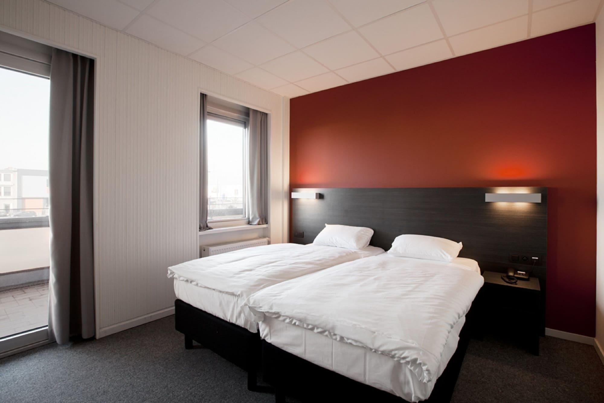 Antwerp Harbour Hotel Bagian luar foto