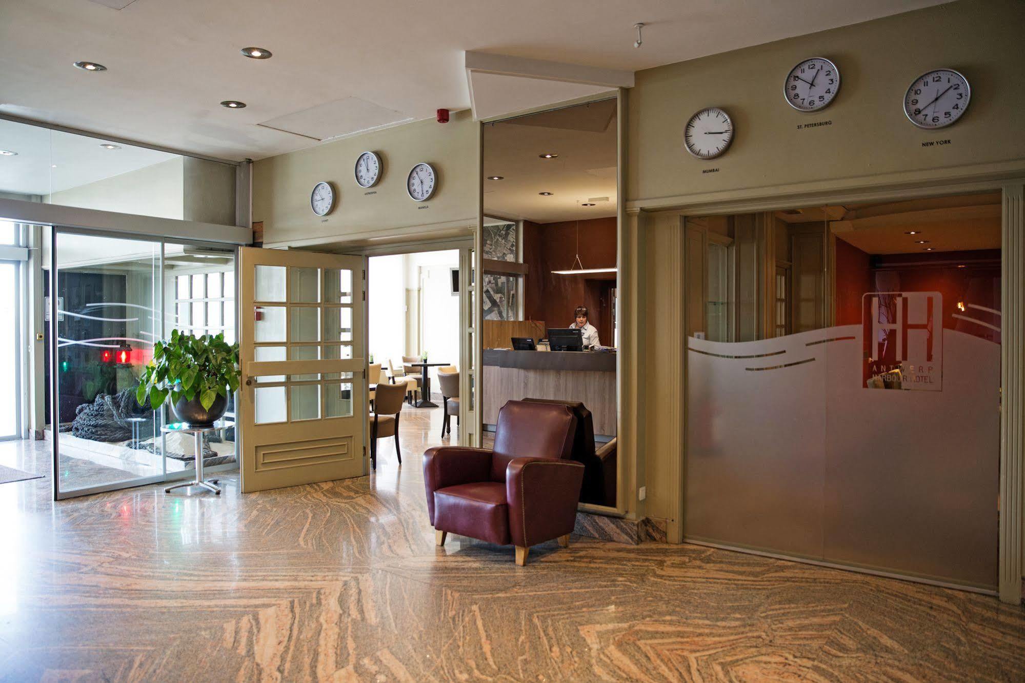 Antwerp Harbour Hotel Bagian luar foto